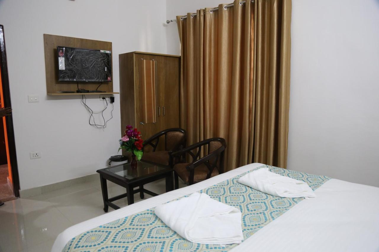 Hotel Yog Tapovan- Rafting Available Rishikesh Exterior photo