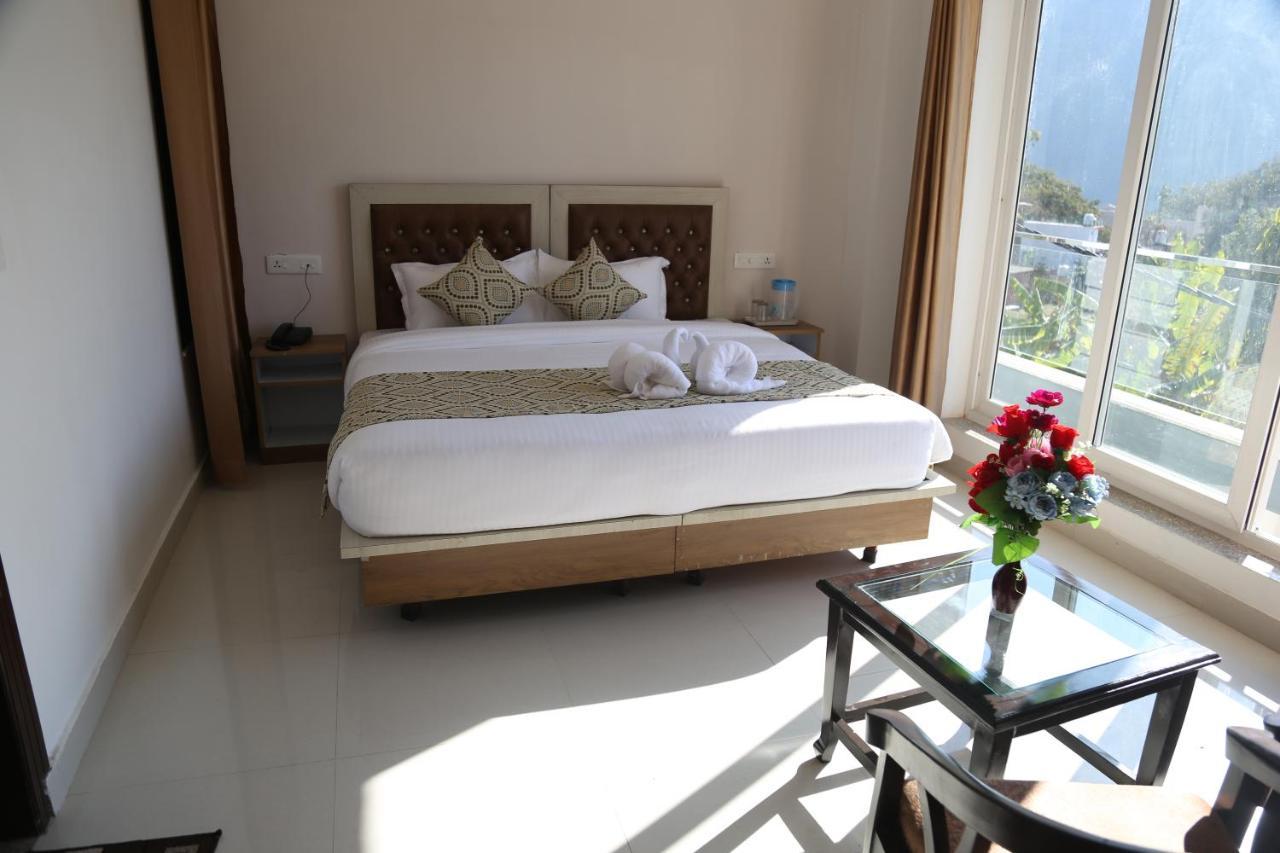 Hotel Yog Tapovan- Rafting Available Rishikesh Exterior photo