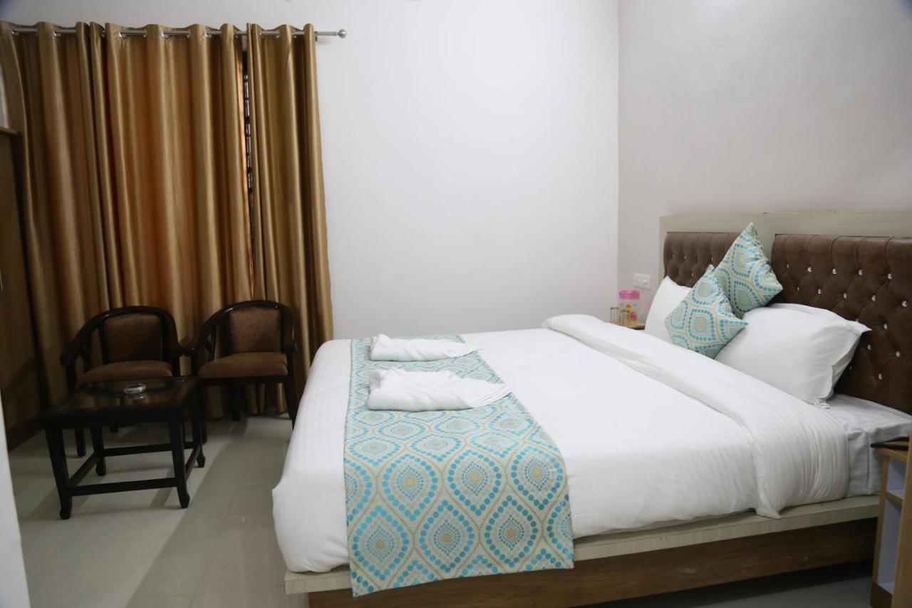 Hotel Yog Tapovan- Rafting Available Rishikesh Exterior photo